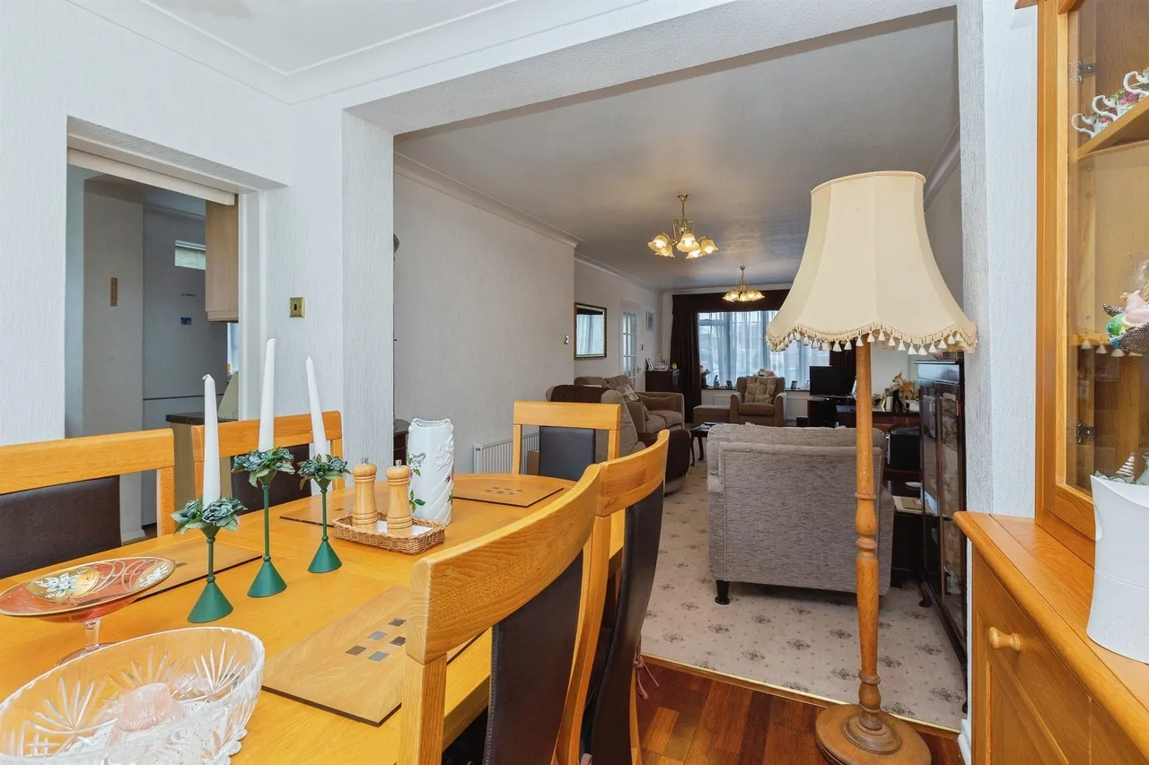 Broughton Close, Bierton, HP22, photo 7
