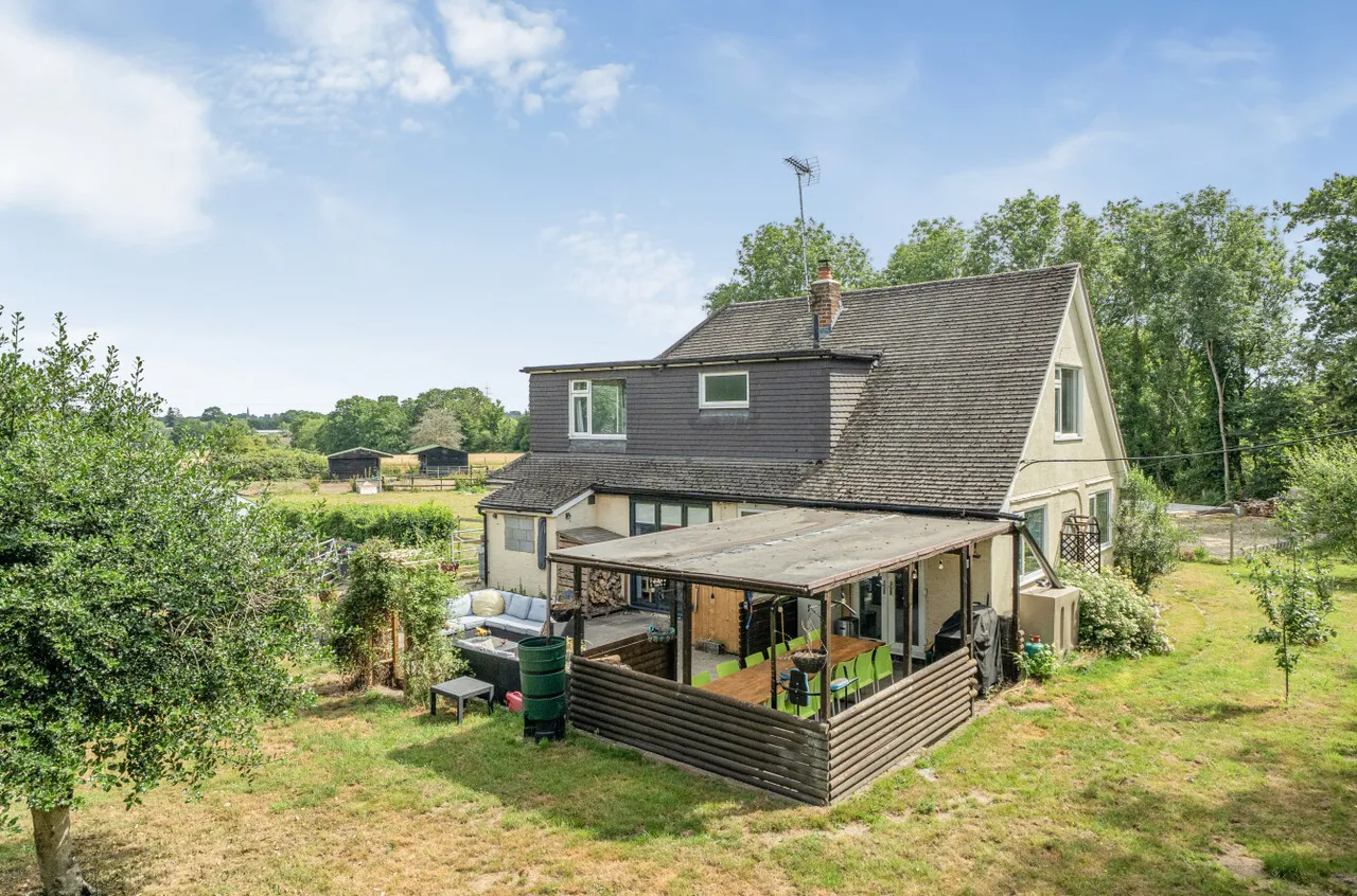 Doles Lane, Wokingham, Berkshire, RG41 4DY, photo 2