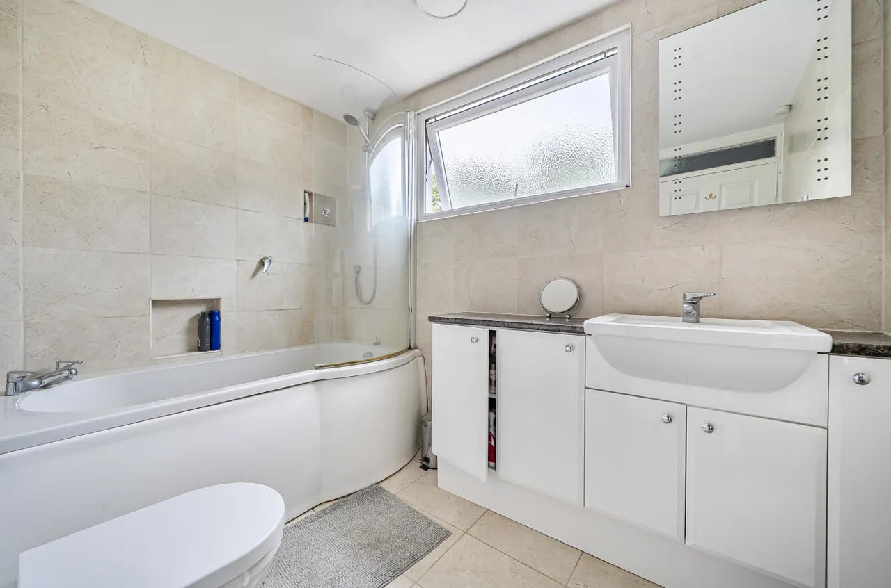 Doles Lane, Wokingham, Berkshire, RG41 4DY, photo 20
