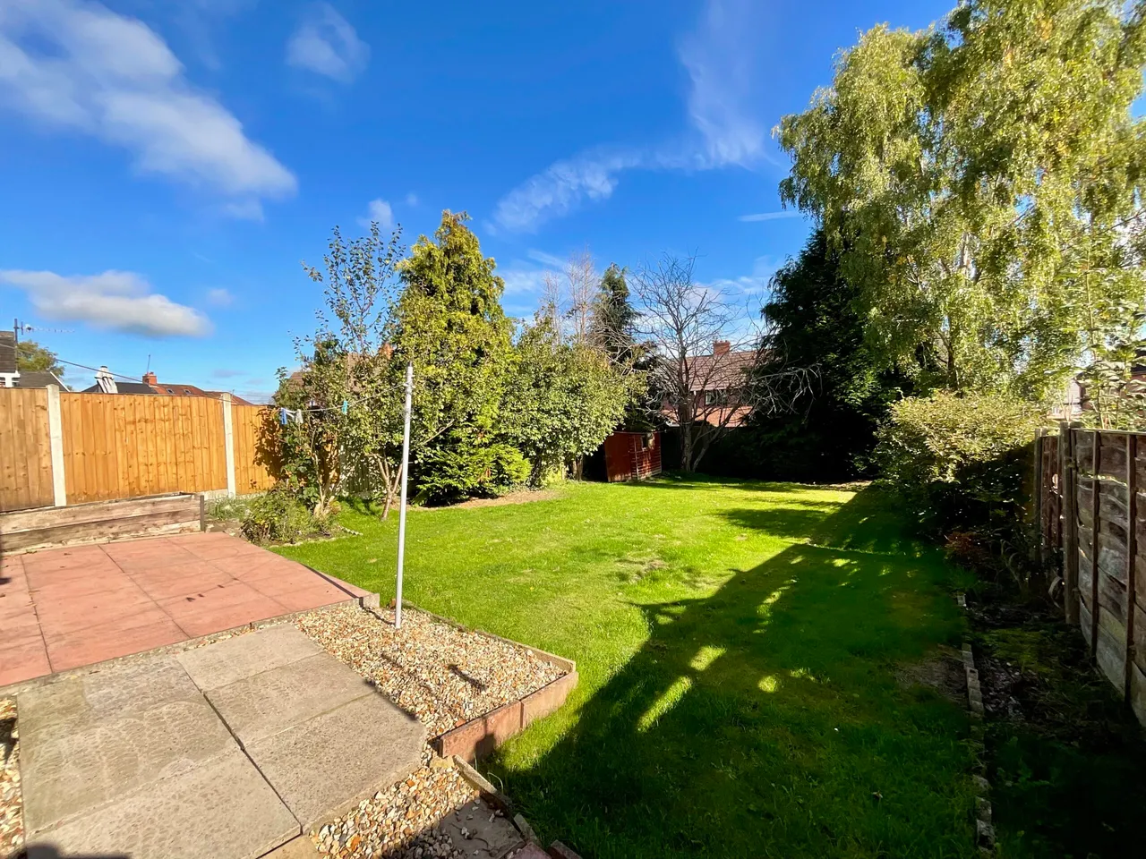 Greenfield Crescent, Cheadle, ST10, photo 17