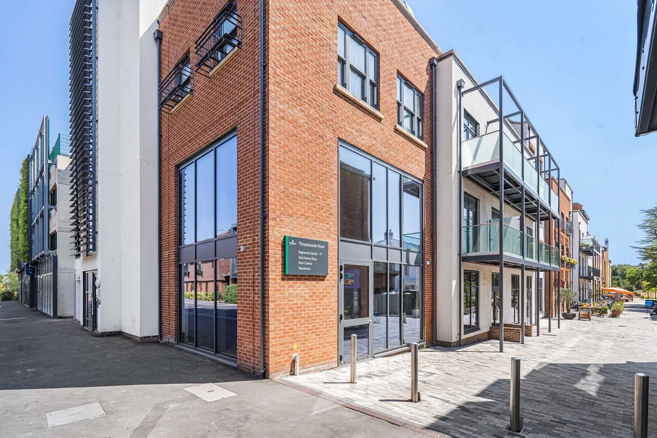 1 bed flat for sale, Threadneedle Road, Farnham, GU9