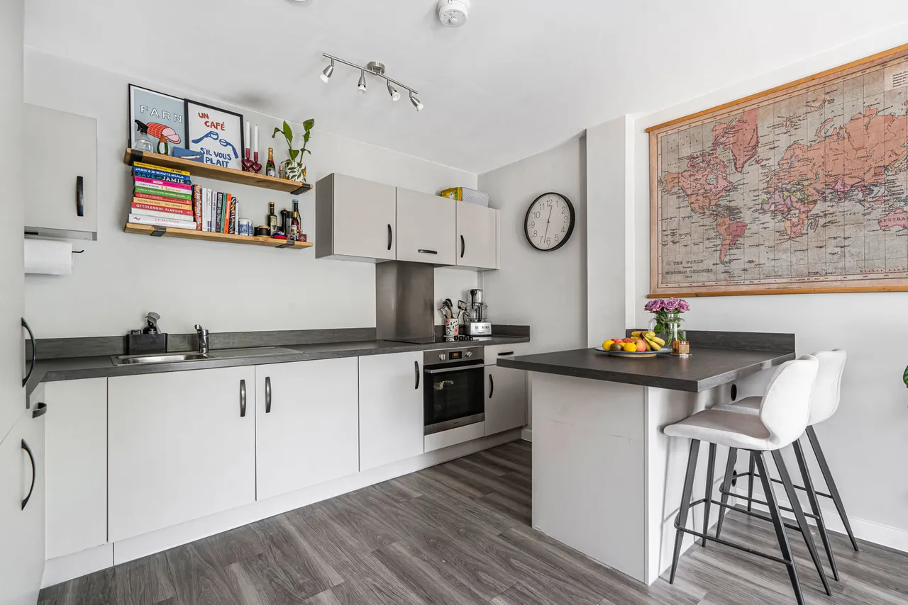 Threadneedle Road, Farnham, GU9, photo 4