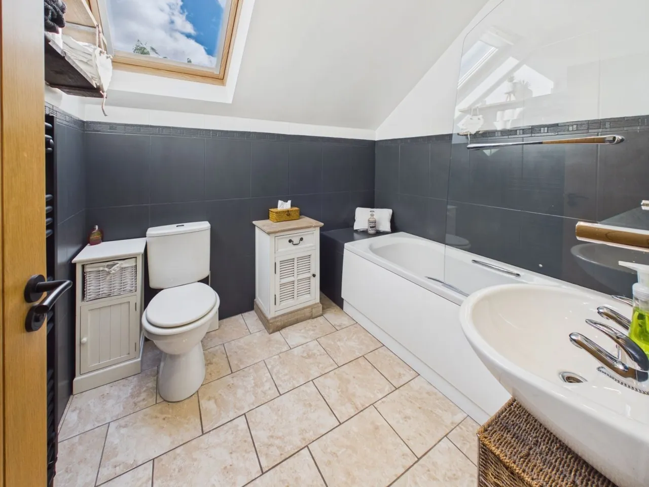 Greenwood Fold, Bradford, BD4, photo 21