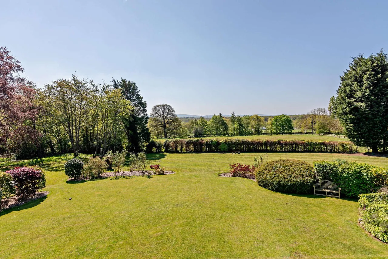 Muntham Drive, Barns Green, Horsham, West Sussex, RH13 0PT, photo 2