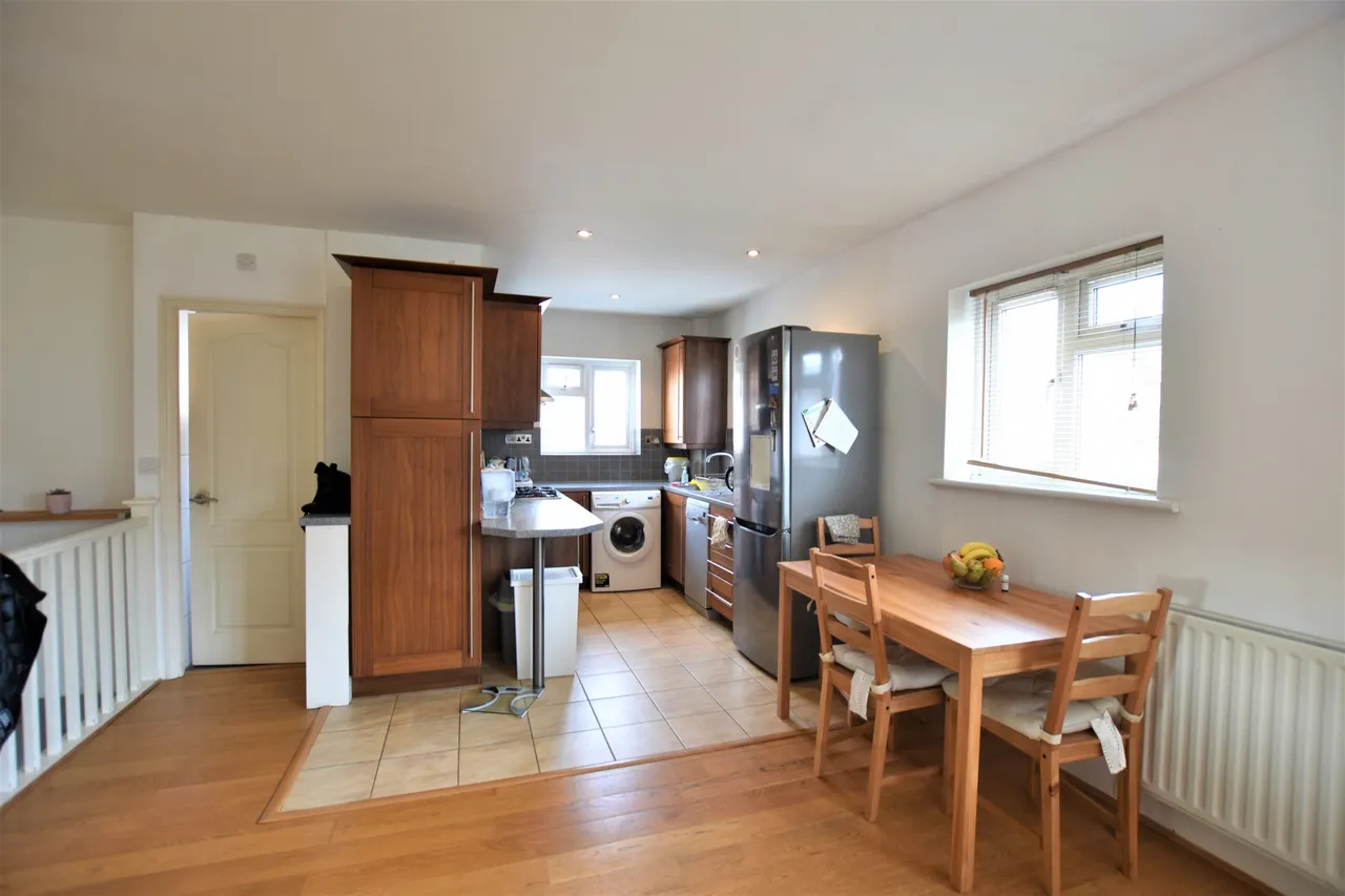 Churchbury Road, Eltham, SE9 5HX, photo 3