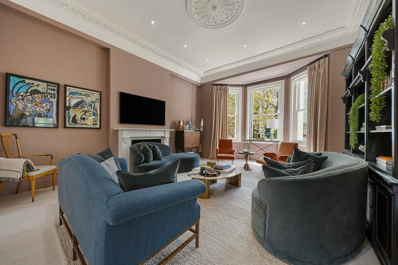 6 bed house to rent — Phillimore Gardens, Kensington, London