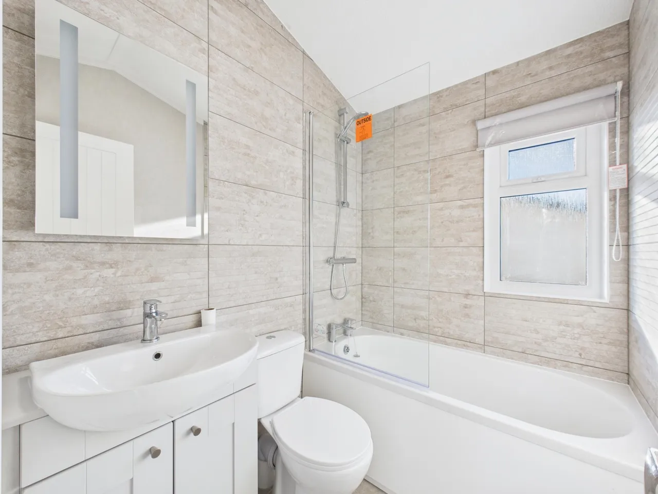Sandleford Lodge, Thatcham, RG19, photo 5
