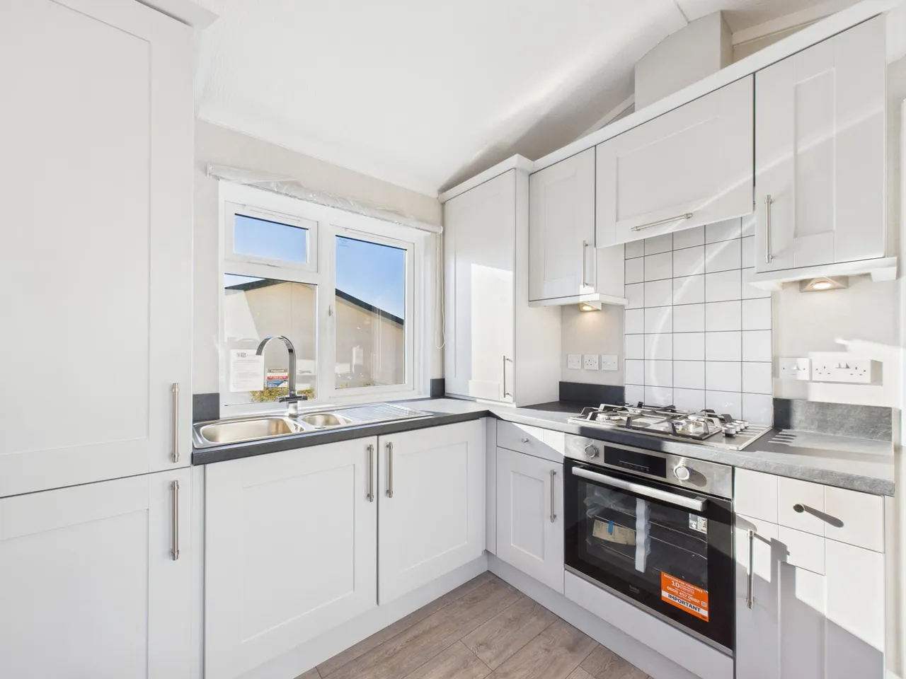 Sandleford Lodge, Thatcham, RG19, photo 4