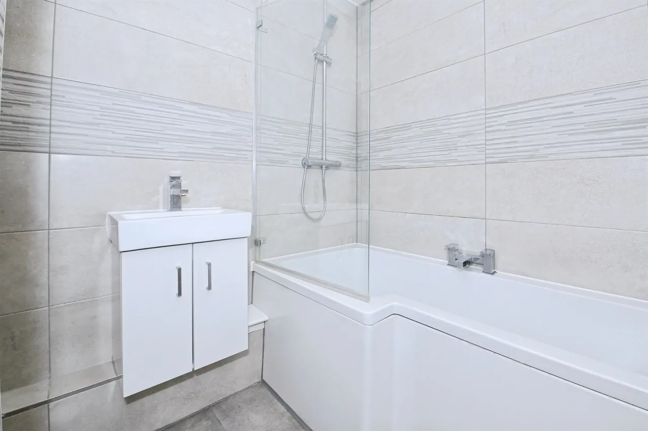 Falcon Lane, Peterborough, PE7, photo 14