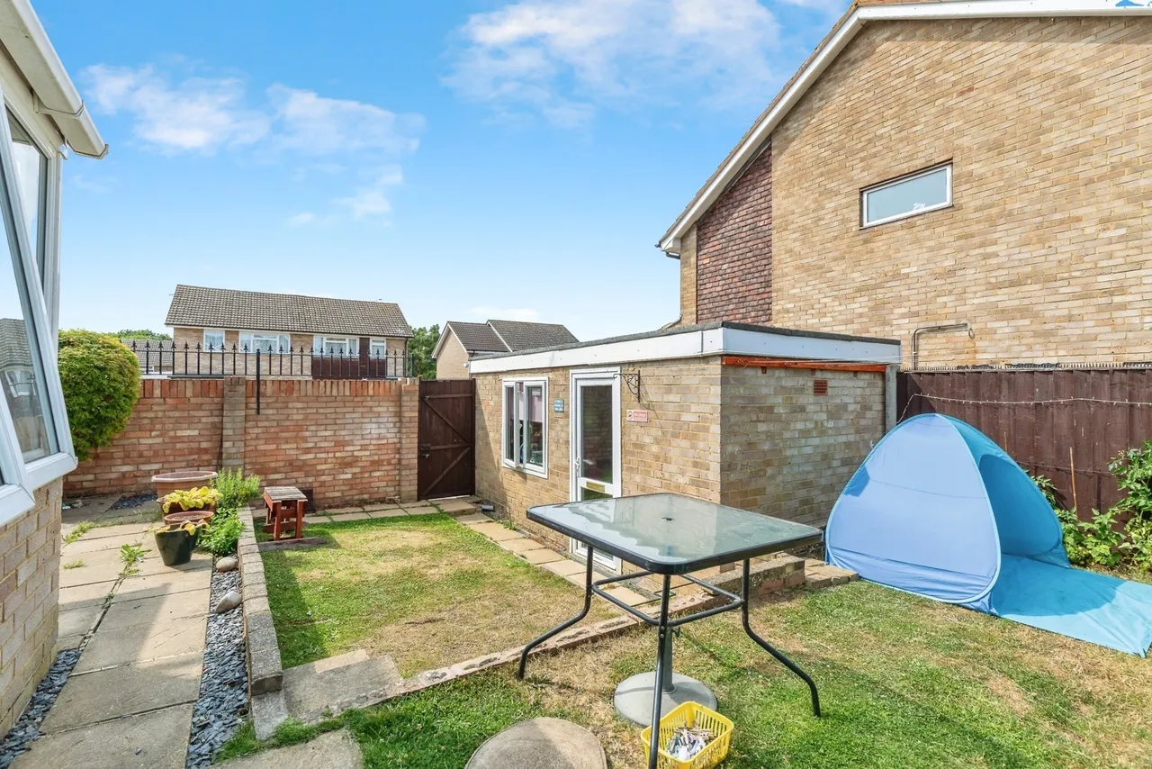 Shaw Close, Cliffe Woods, ME3, photo 13