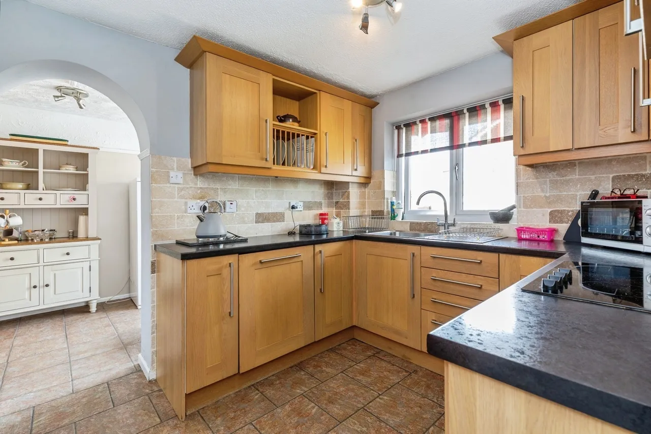 Shaw Close, Cliffe Woods, ME3, photo 10