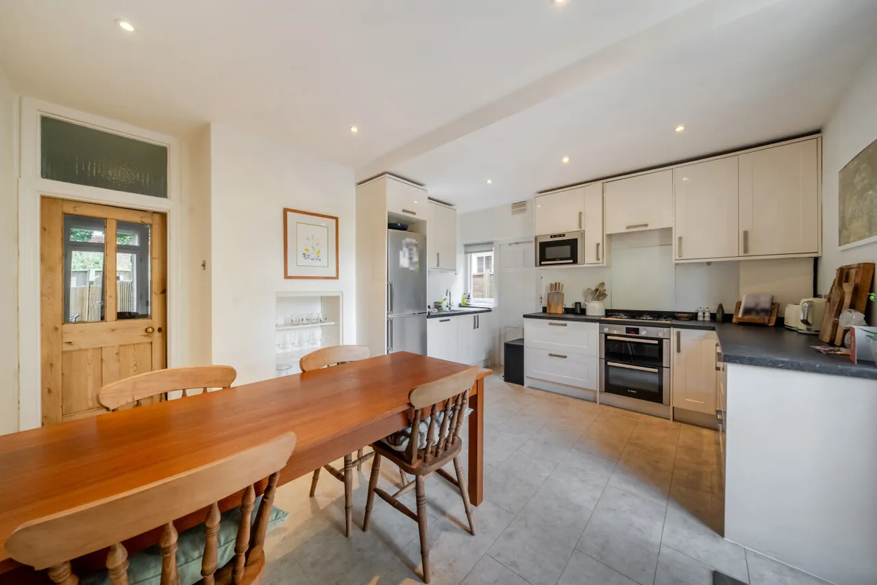Swaby Road, London, SW18, photo 8
