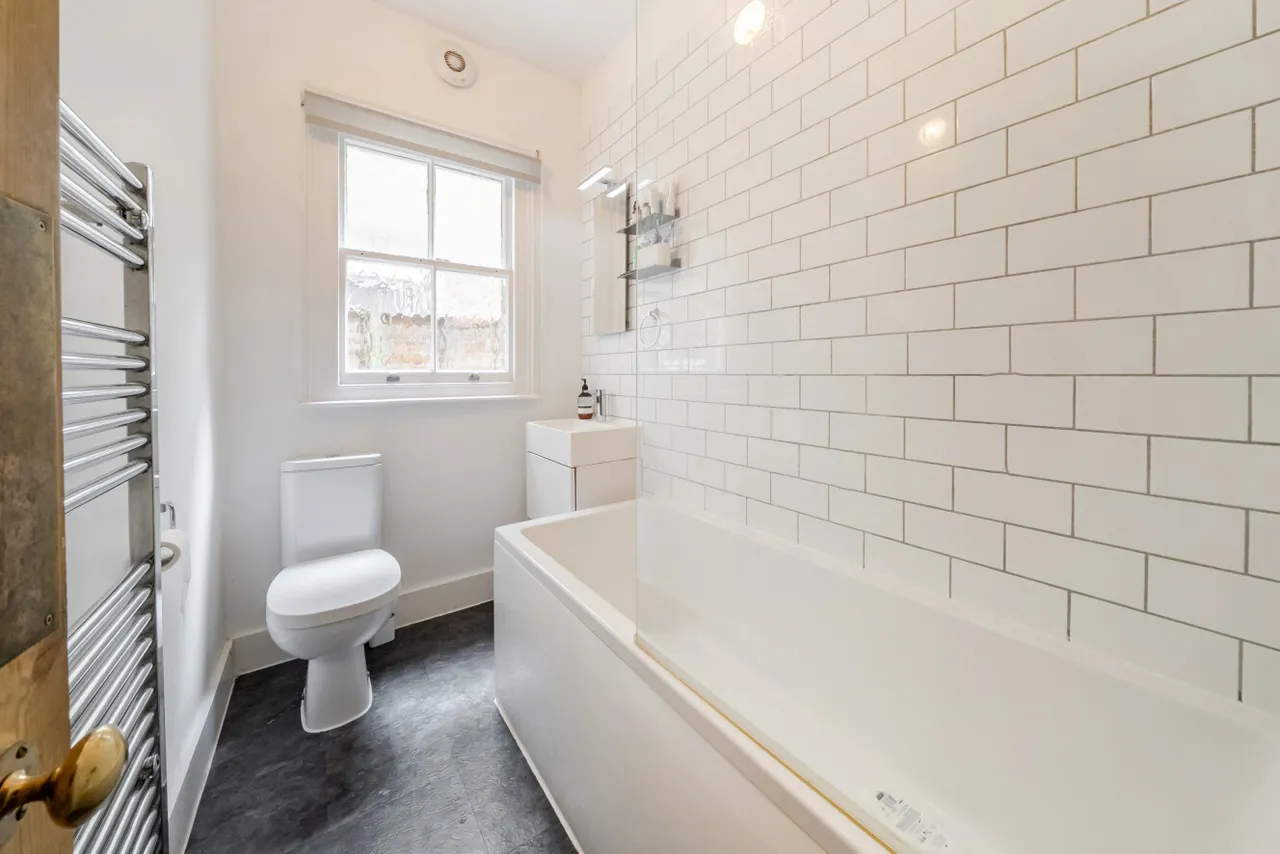 Swaby Road, London, SW18, photo 6