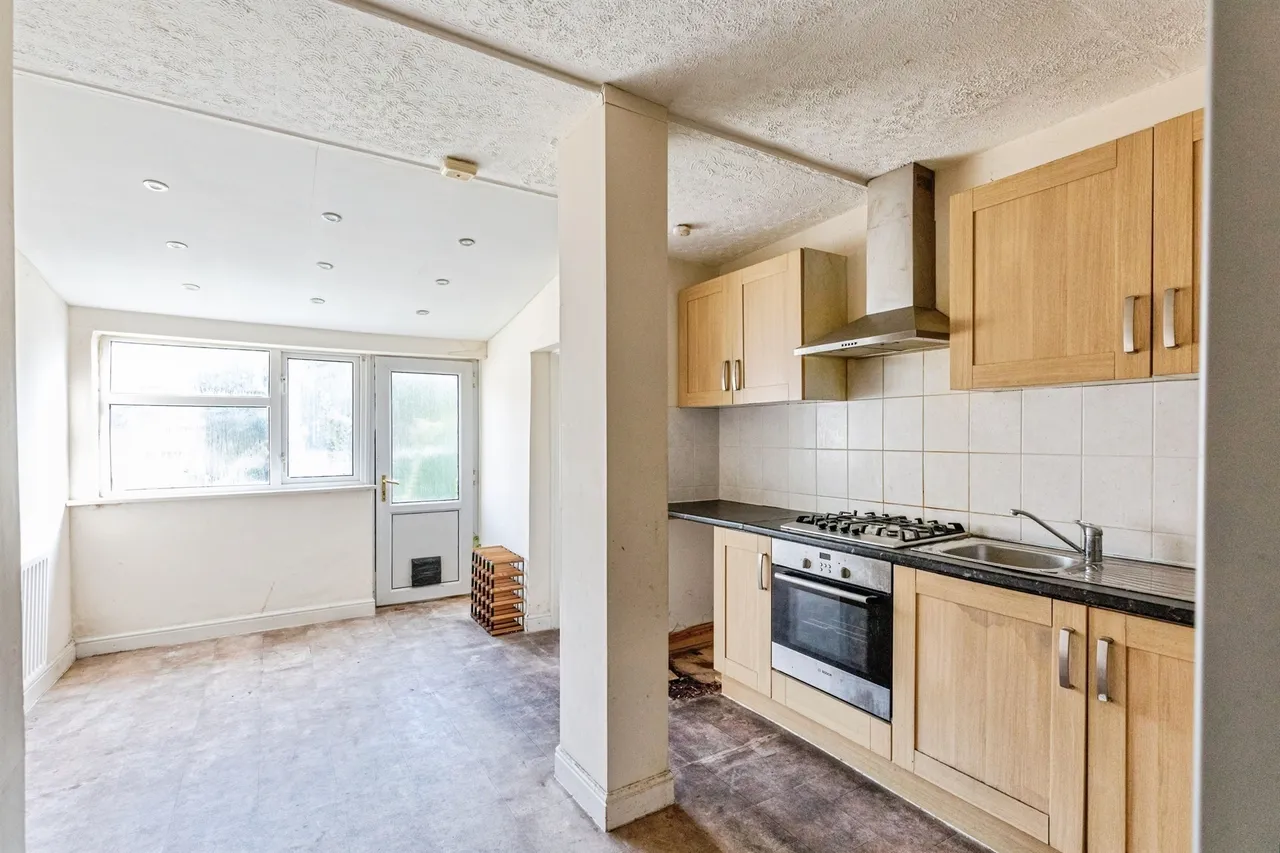 Wallis Road, Kettering, NN15, photo 3