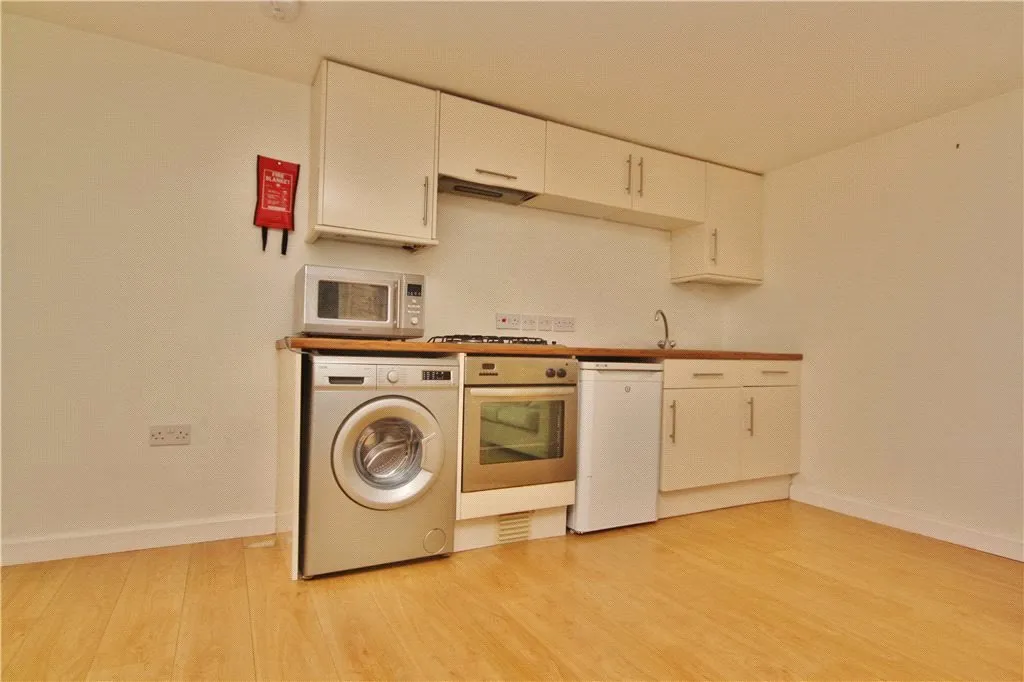 Woodbridge Road, Guildford, GU1, photo 3