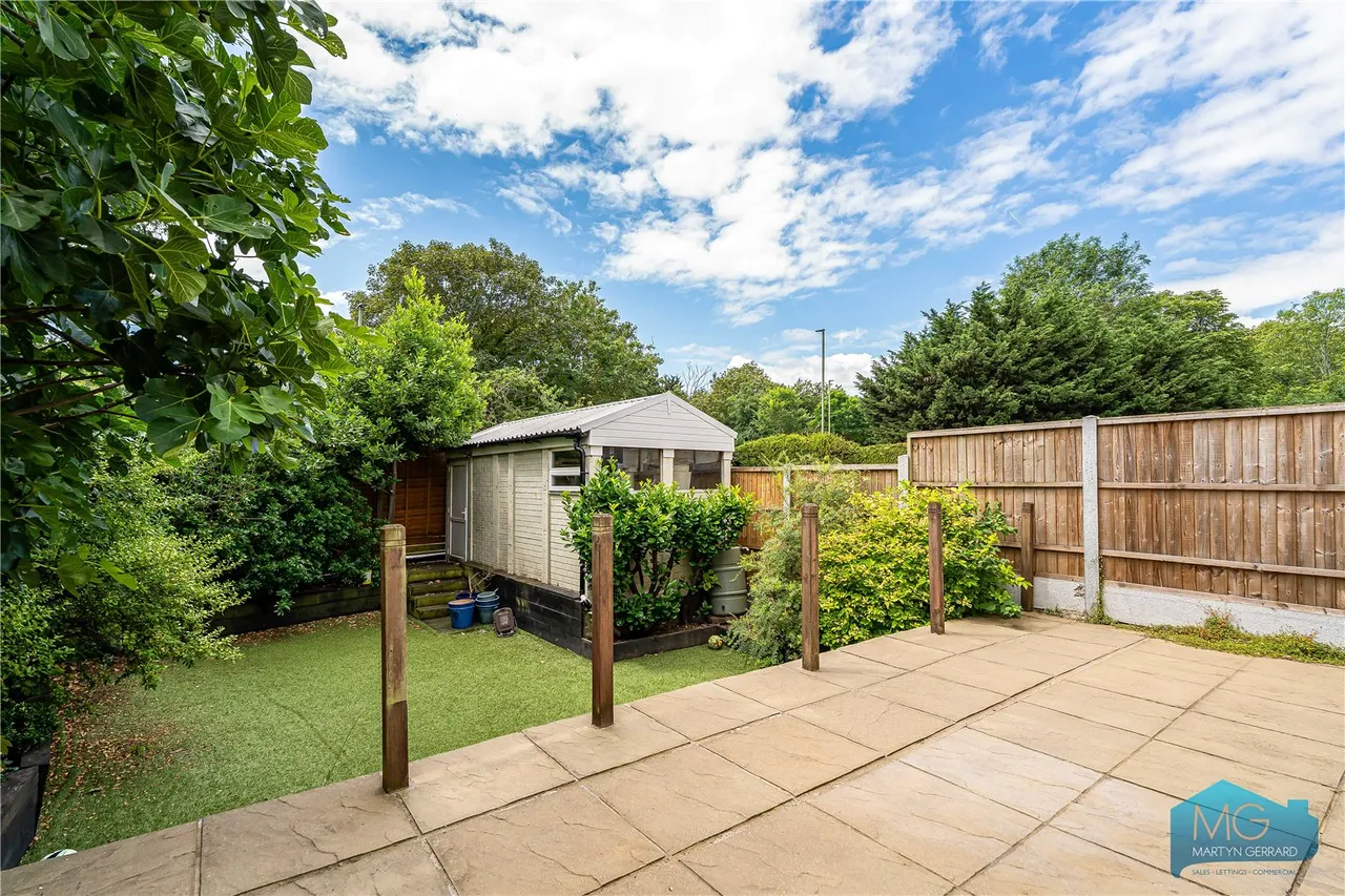 Grants Close, Mill Hill, NW7, photo 12
