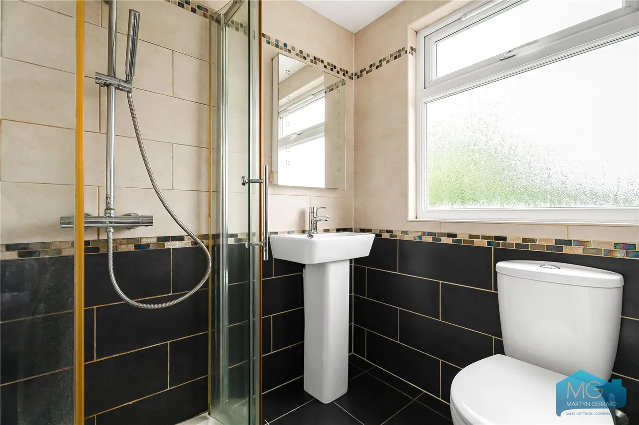 Grants Close, Mill Hill, NW7, photo 15