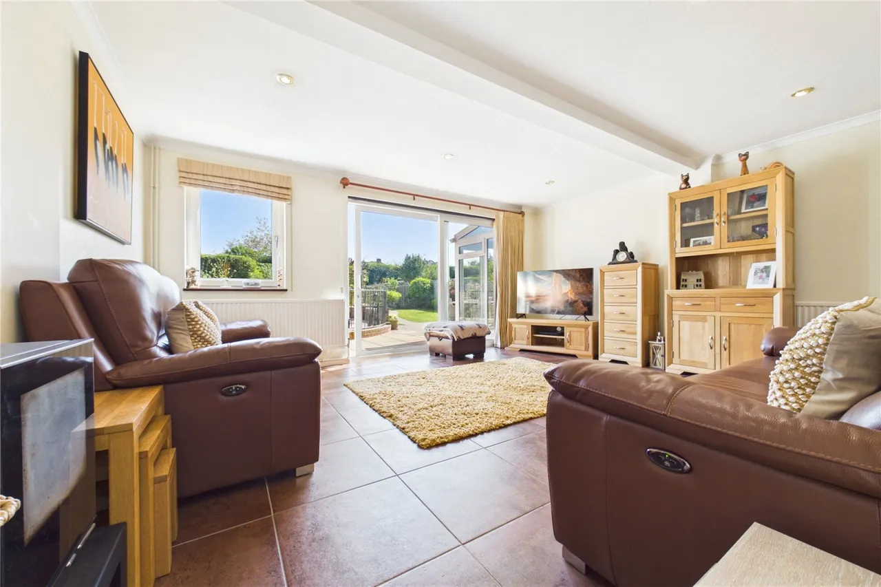 School Lane, Burghfield Common, RG7, photo 6