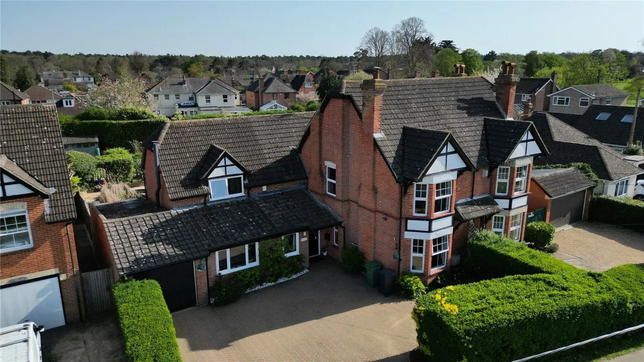School Lane, Burghfield Common, RG7, photo 23