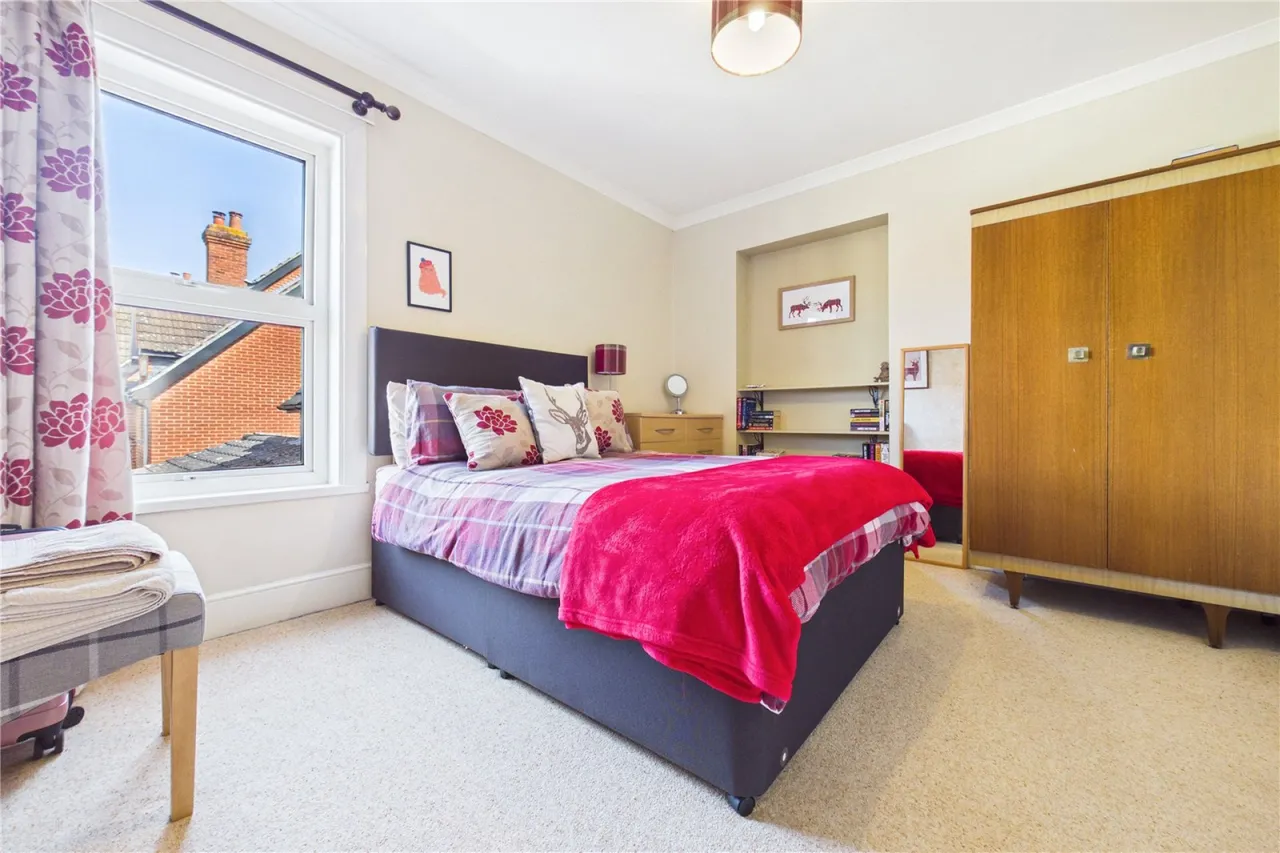 School Lane, Burghfield Common, RG7, photo 10