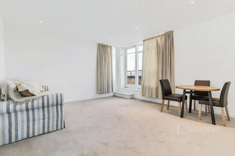 Homerton Street, Cambridge, CB2, photo 2