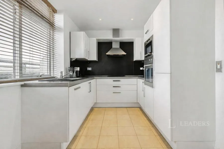 Homerton Street, Cambridge, CB2, photo 3