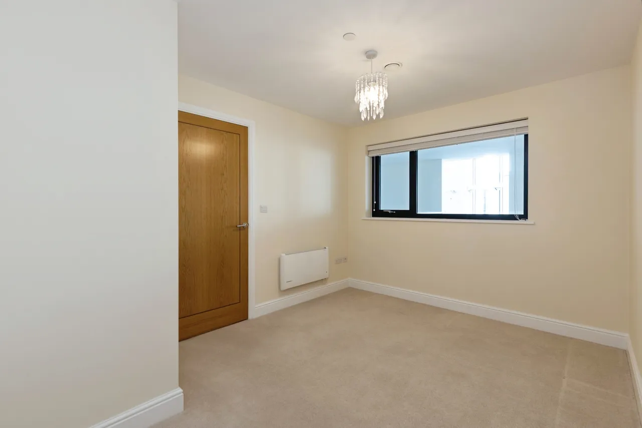 Gloucester Road, Cheltenham, GL51, photo 5