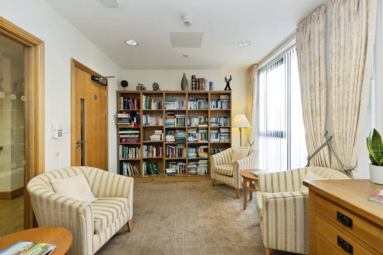 Gloucester Road, Cheltenham, GL51, photo 12
