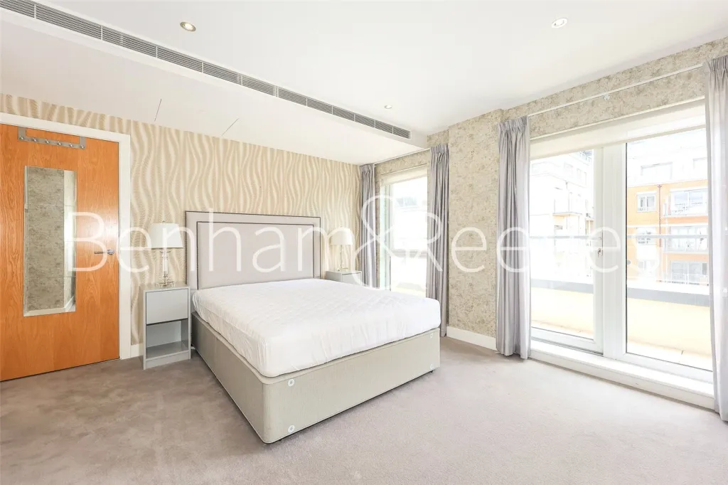 Heritage Avenue, Beaufort Park, NW9, photo 19