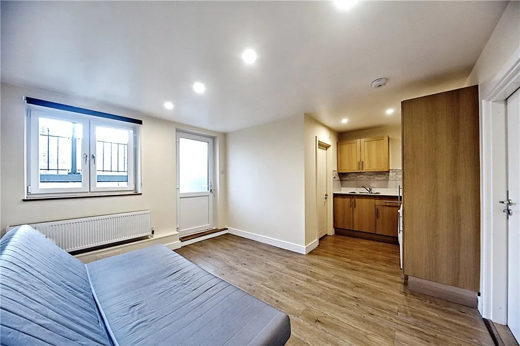 Dunley Drive, New Addington, Croydon, CR0, photo 9