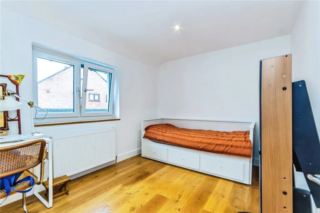 Dunley Drive, New Addington, Croydon, CR0, photo 5