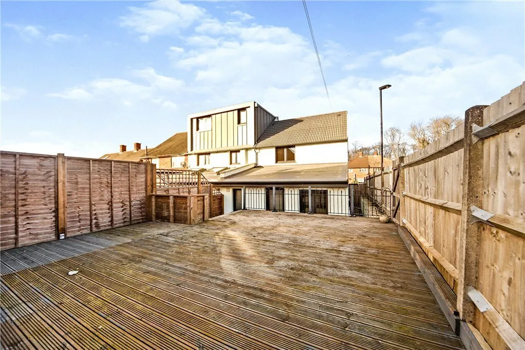 Dunley Drive, New Addington, Croydon, CR0, photo 11