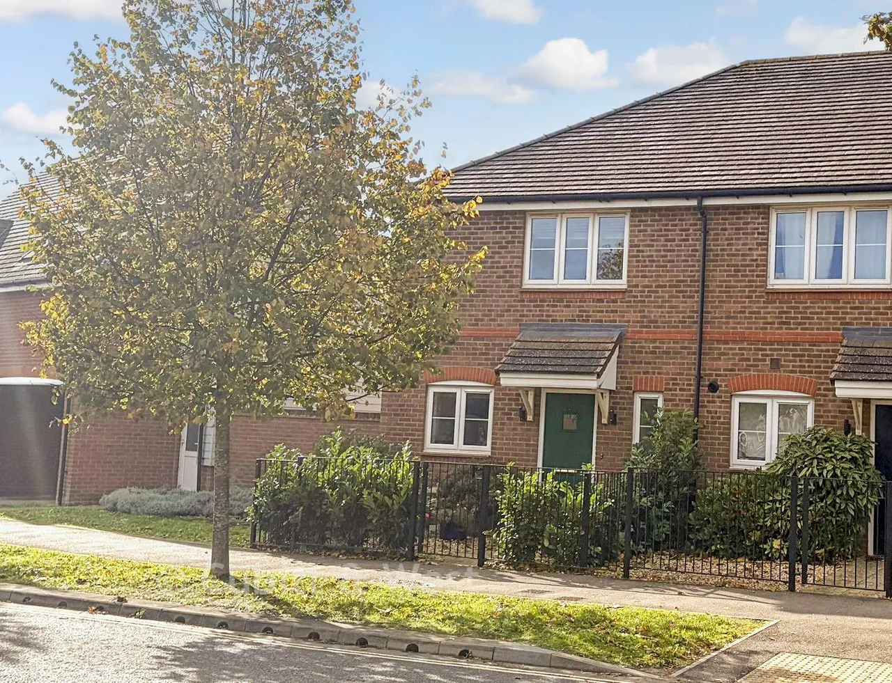 2 bed house for sale, Longacres Way, Chichester, PO20