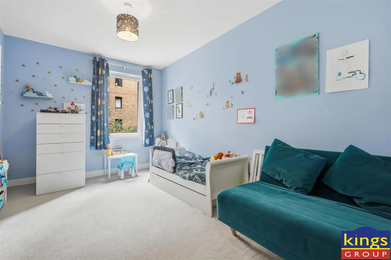 Hoffmans Road, London, photo 13
