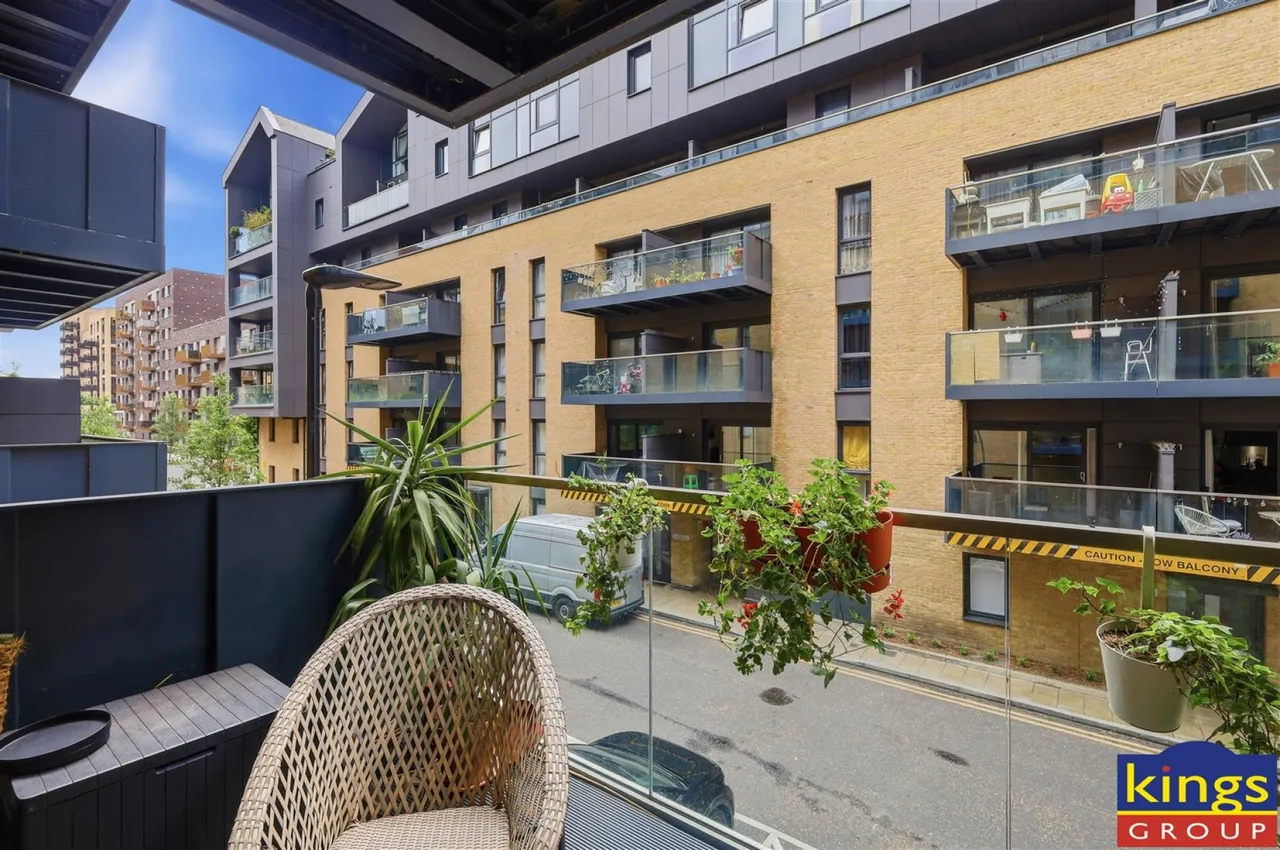 Hoffmans Road, London, photo 17
