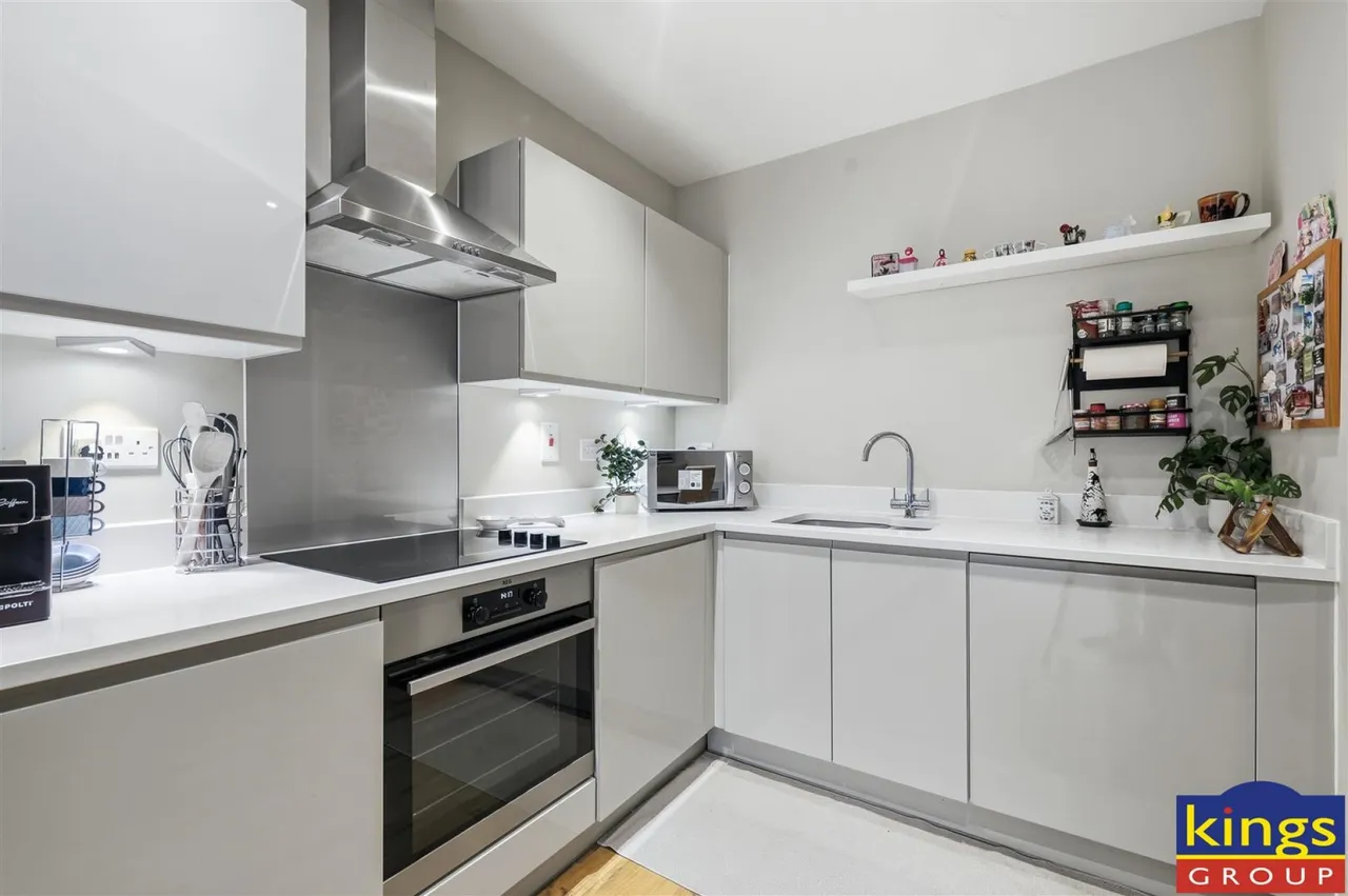 Hoffmans Road, London, photo 6