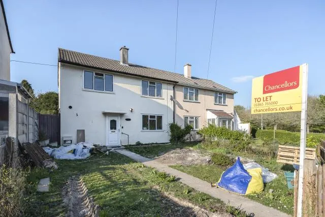 4 bed house to rent — Warren Crescent, Headington, Oxford, OX3