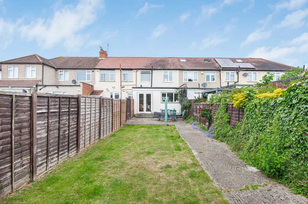 Oakleigh Road, Hillingdon, photo 13