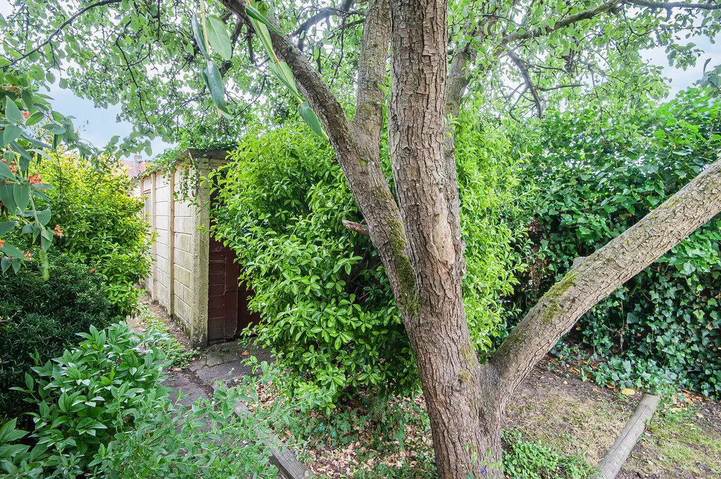 Oakleigh Road, Hillingdon, photo 15