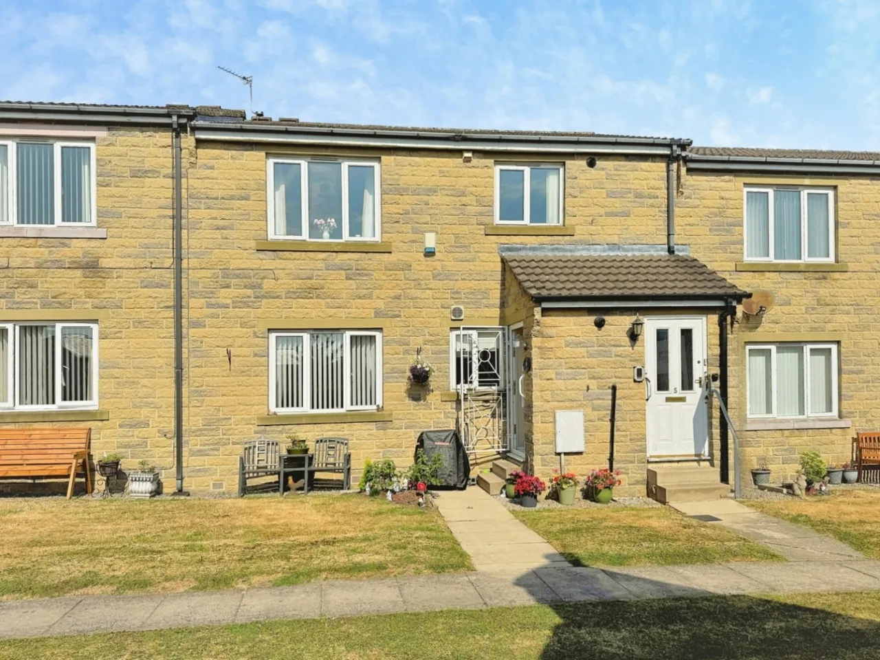 2 bed flat for sale — Mount Pleasant Court, Pudsey