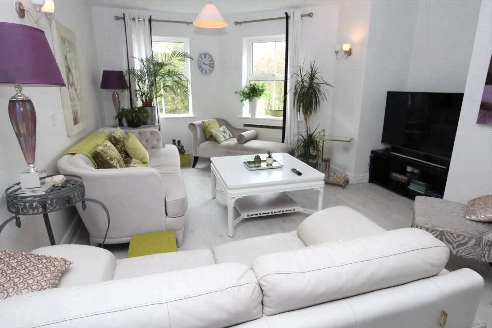 Brook Lane, Alderley Edge, SK9, photo 5
