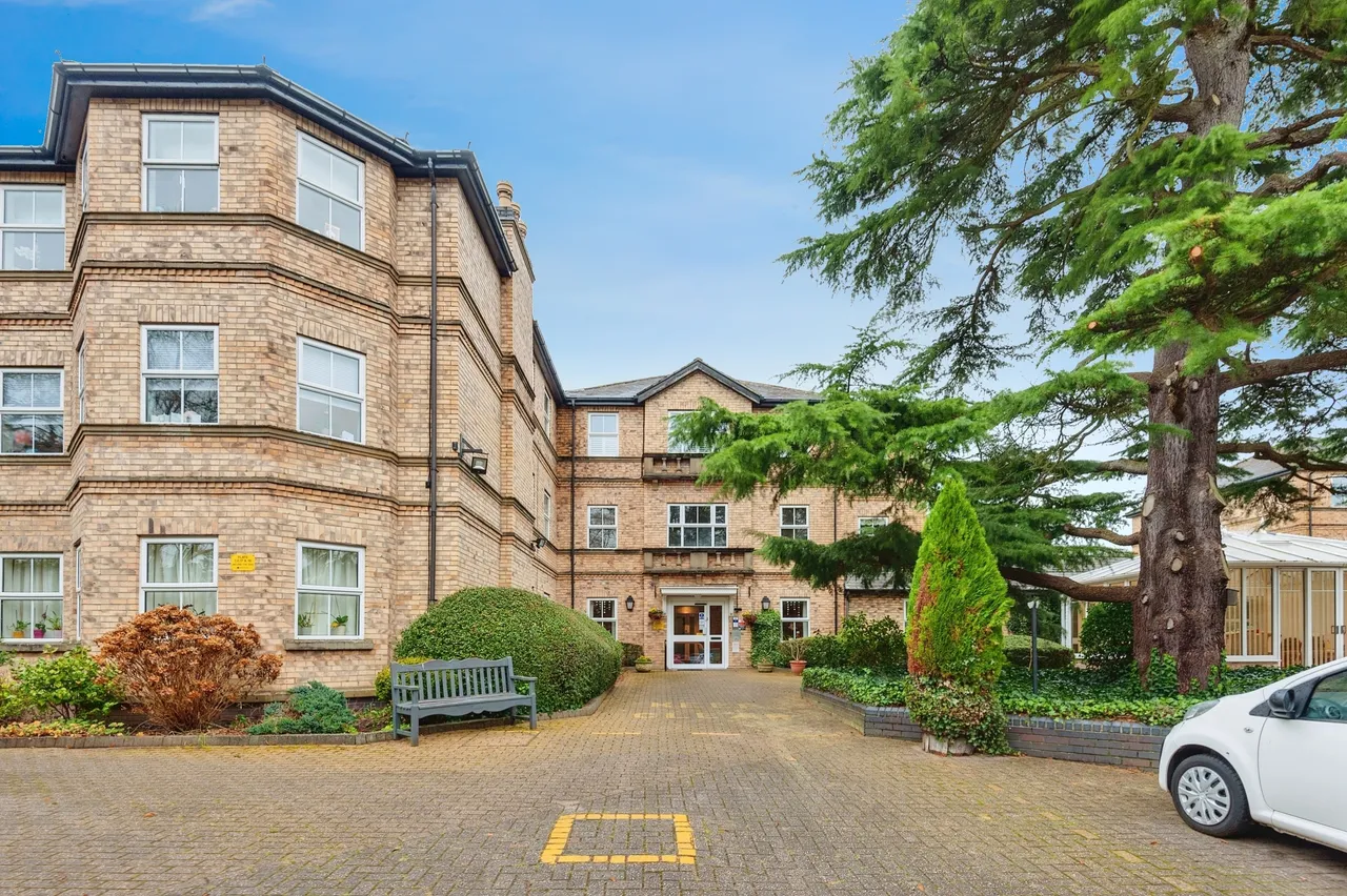 Brook Lane, Alderley Edge, SK9, photo 11