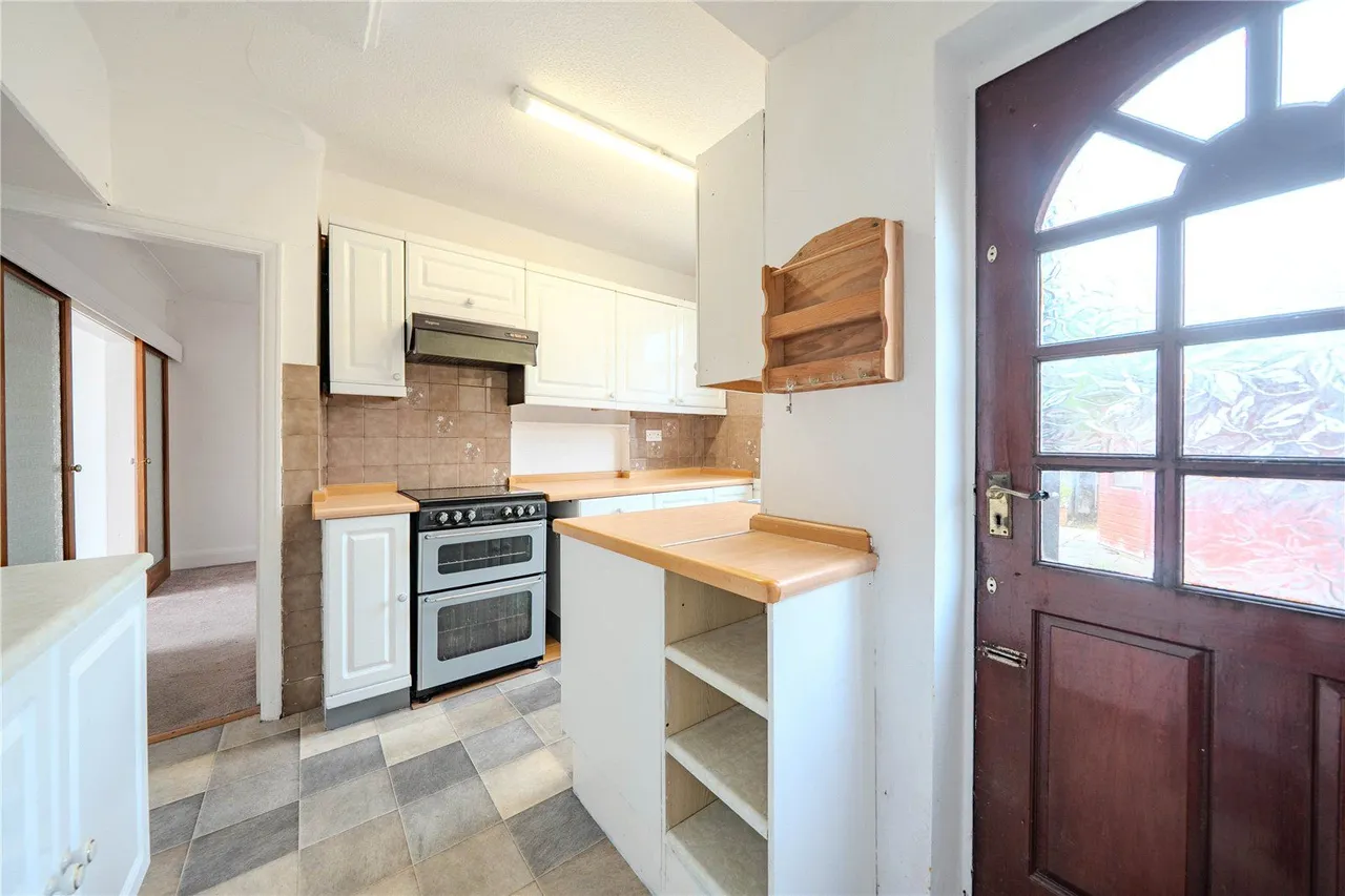 Merton Gardens, Farsley, LS28, photo 5