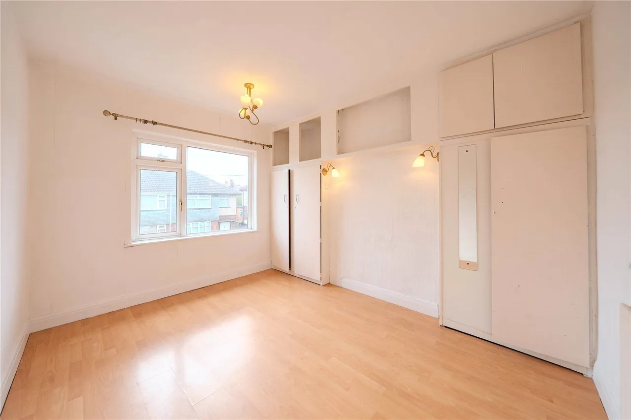Merton Gardens, Farsley, LS28, photo 17