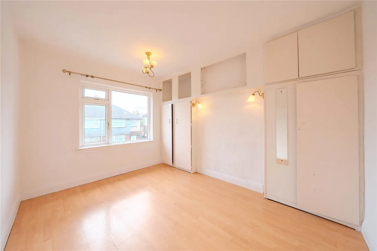 Merton Gardens, Farsley, LS28, photo 16