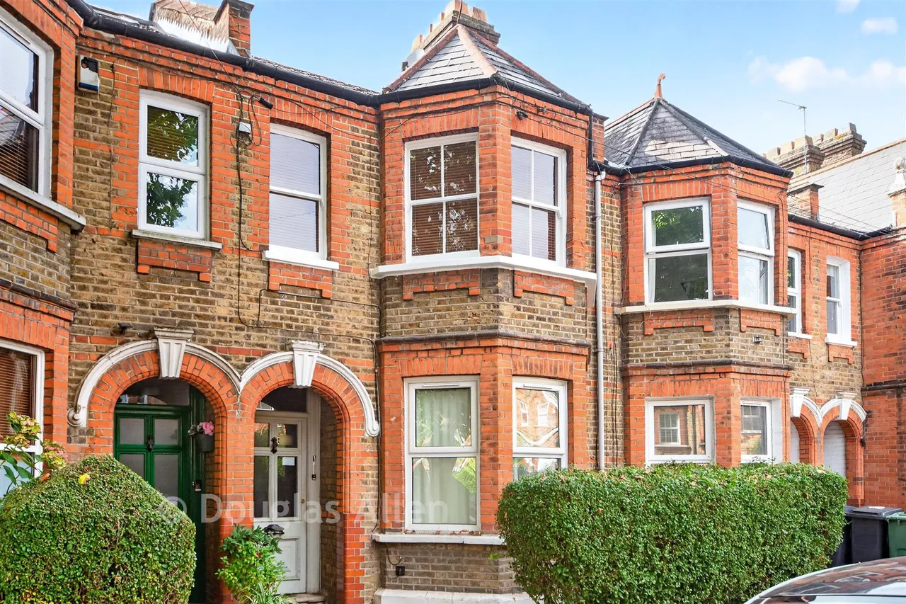 1 bed flat for sale, Edward Road, Walthamstow, E17
