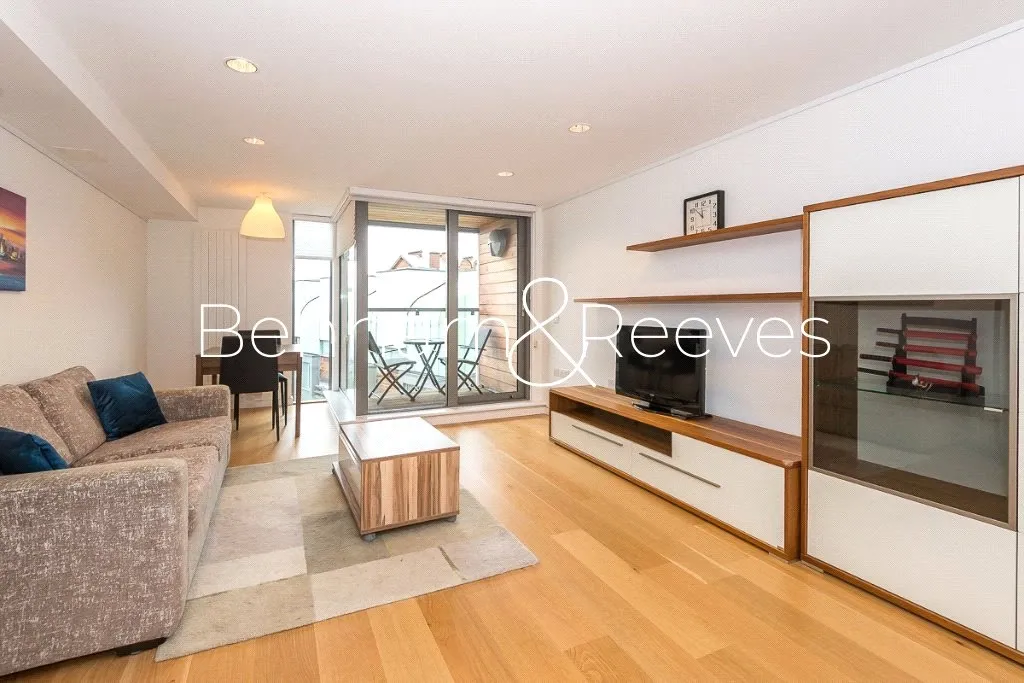2 bed flat to rent, Laycock Street, Highbury, N1