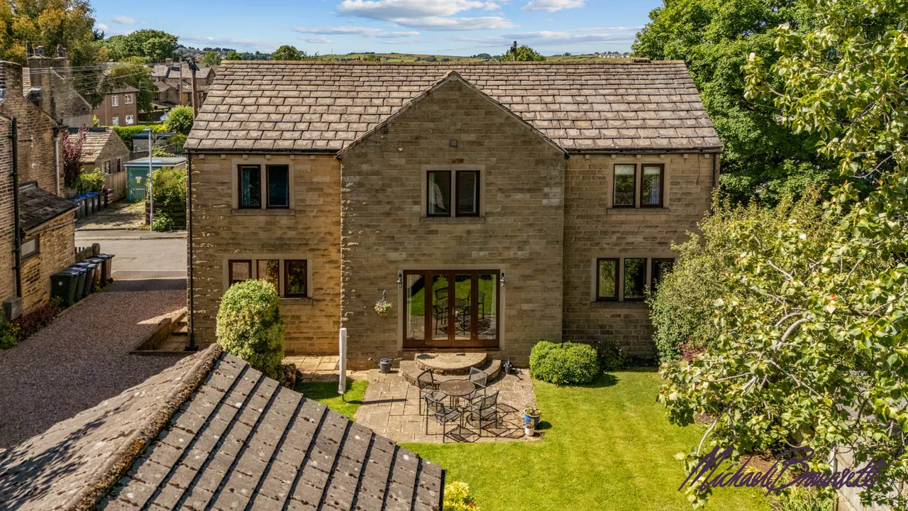 Broadfolds, Clayton, BD14, photo 32