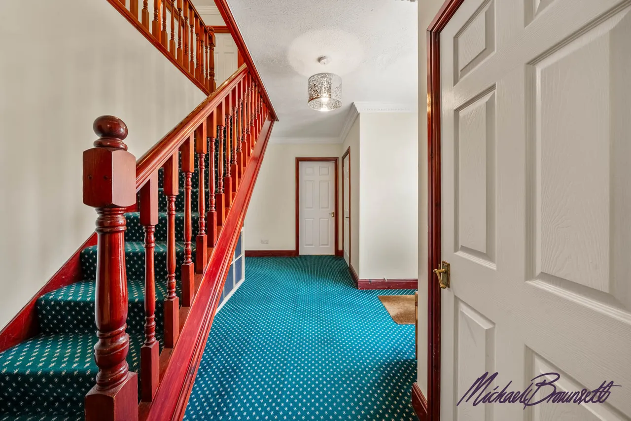 Broadfolds, Clayton, BD14, photo 15