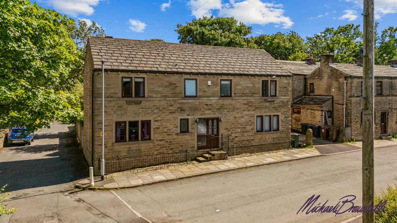Broadfolds, Clayton, BD14, photo 31